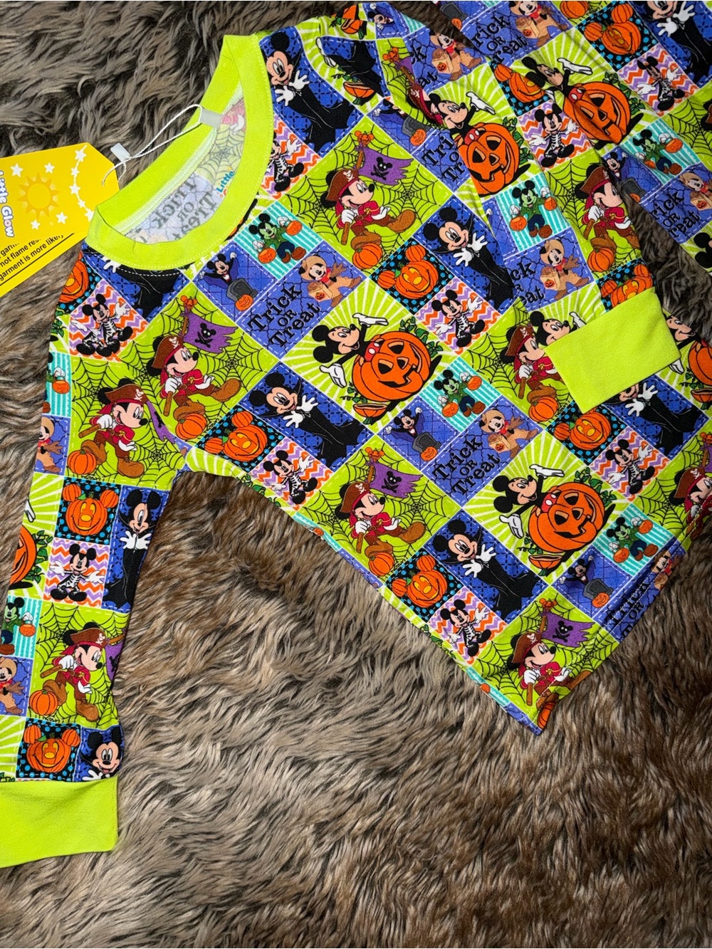 2-piece Little Glow Kids Mickey Mouse Halloween pajama set